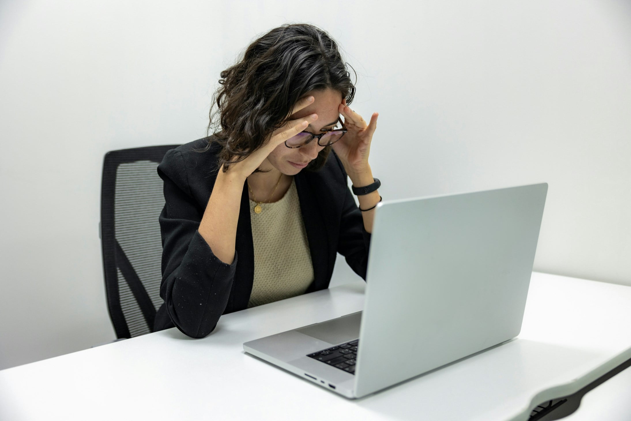 When Purpose Meets Doubt: Navigating Imposter Syndrome in Meaningful Careers